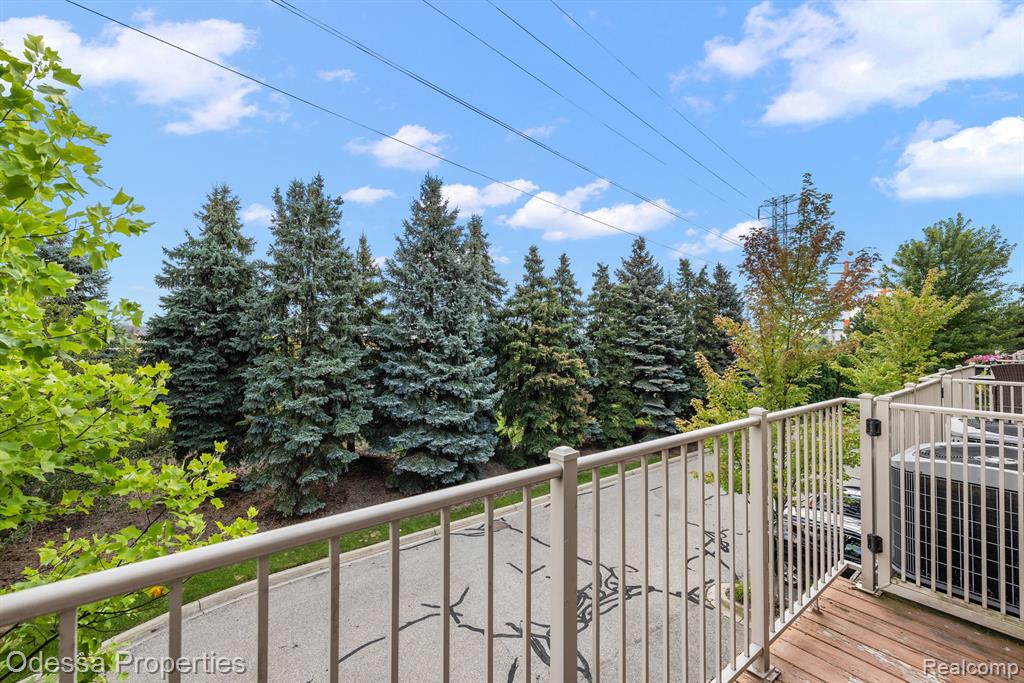 527 Lewis Street, Birmingham, MI 48009 — Photo 38