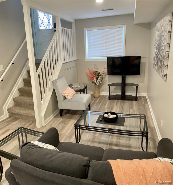 945 Olreana Road, White Lake, MI — Photo 18