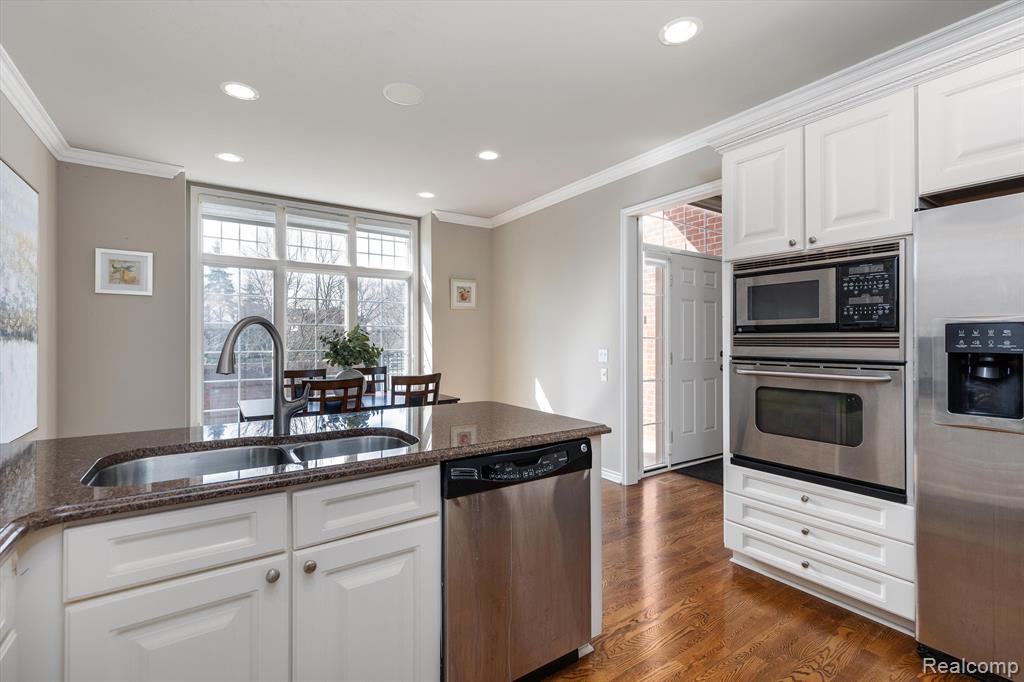 758 SEABISCUIT Drive, Troy, MI 48084 — Photo 12