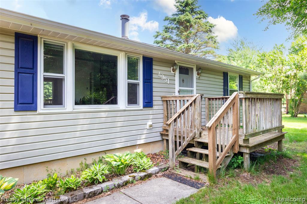 4951 Laur Road, North Branch, MI 48461 — Photo 6