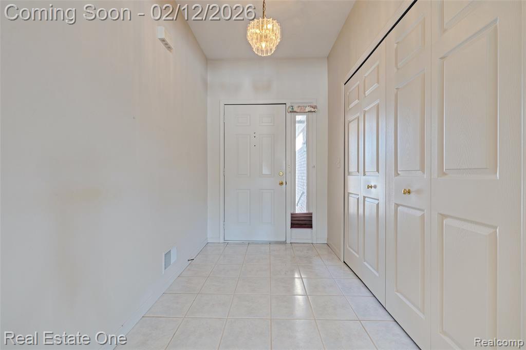 46536 Red River Drive, Macomb, MI 48044 — Photo 4