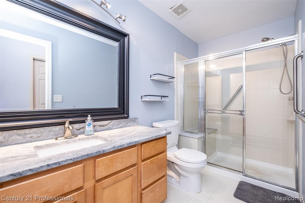 3901 Arbor Drive, Auburn Hills, MI 48326 — Photo 27