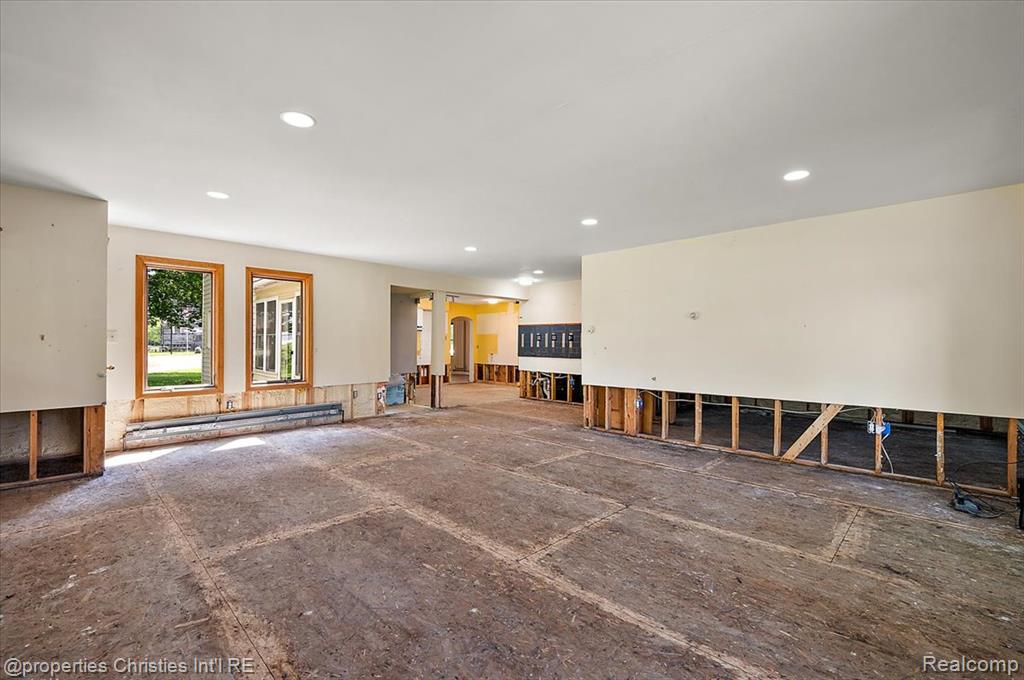 157 E Elmwood, Leonard, MI 48367 — Photo 53