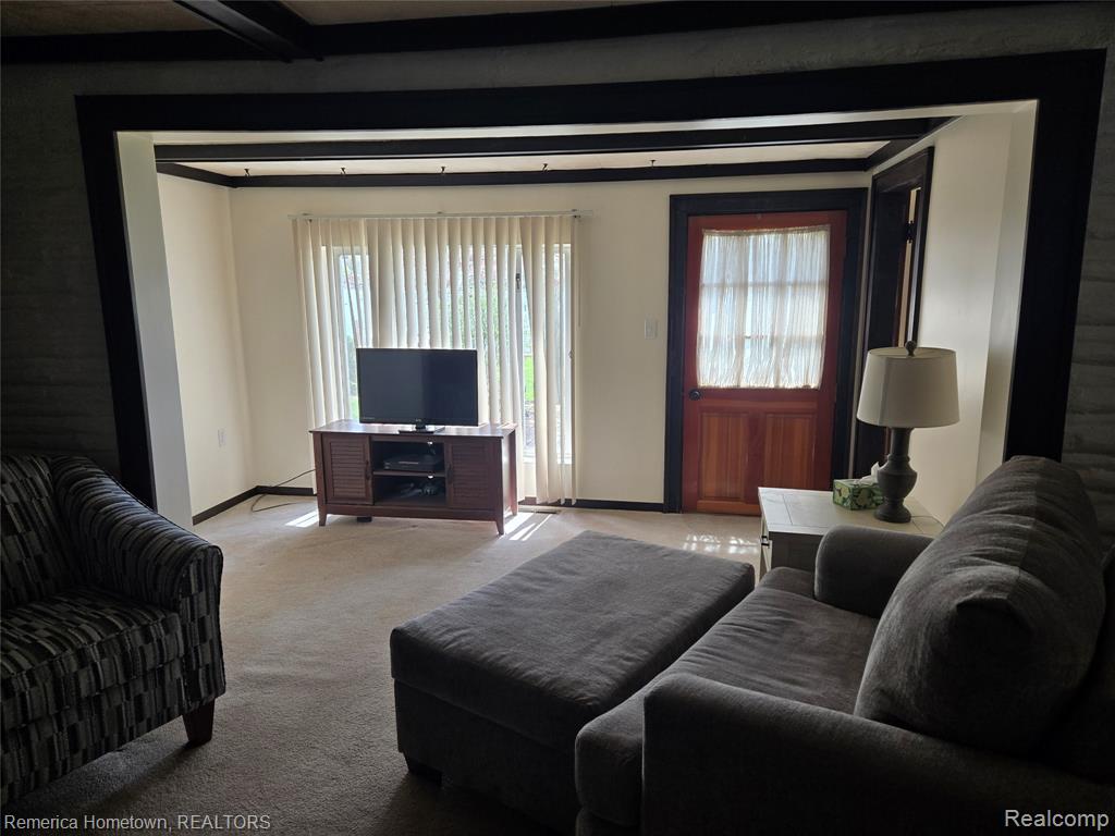 8991 LakeView Drive, White Lake, MI — Photo 24