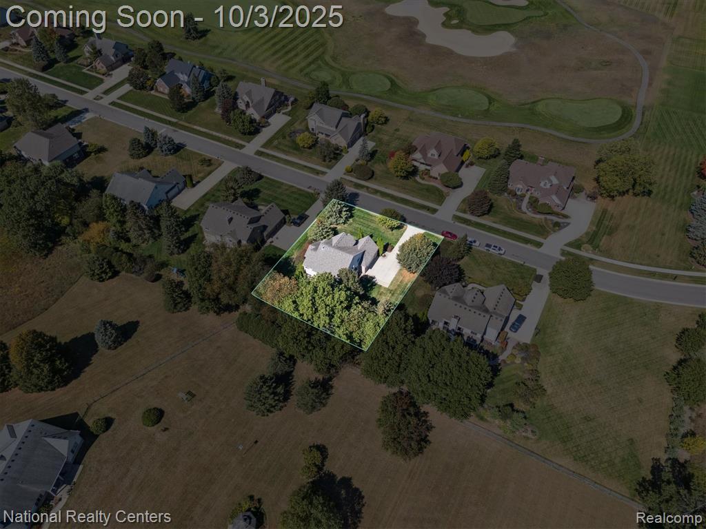 489 Gleneagles, Highland, MI — Photo 54
