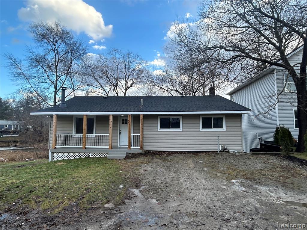 506 N Conklin Road, Lake Orion, MI 48362 — front exterior