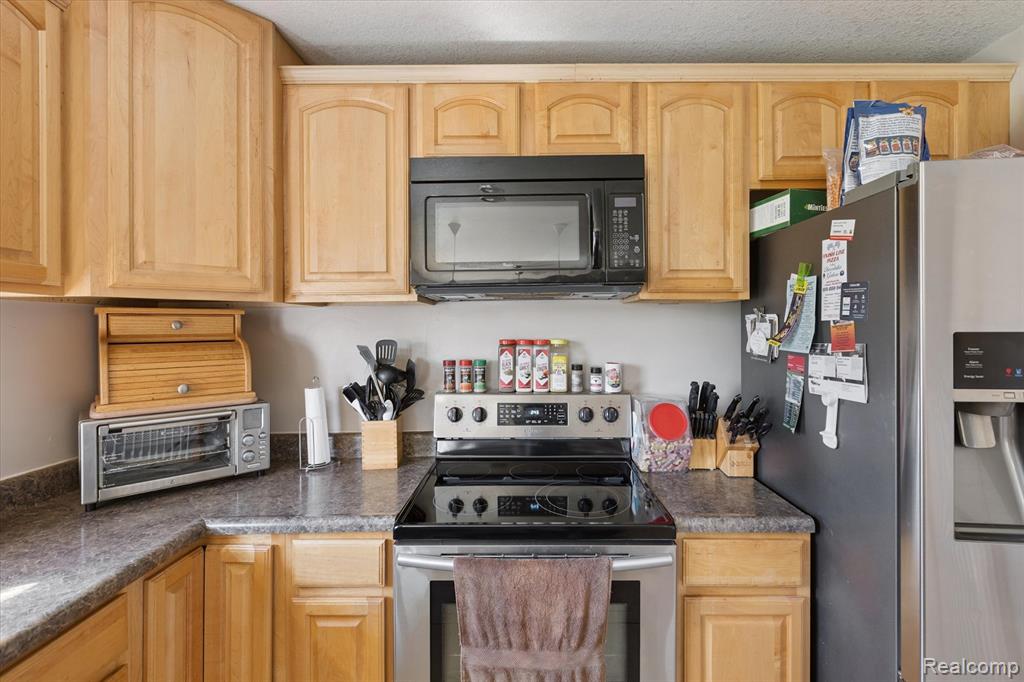 725 Alexander Lane, Vassar, MI 48768 — Photo 12