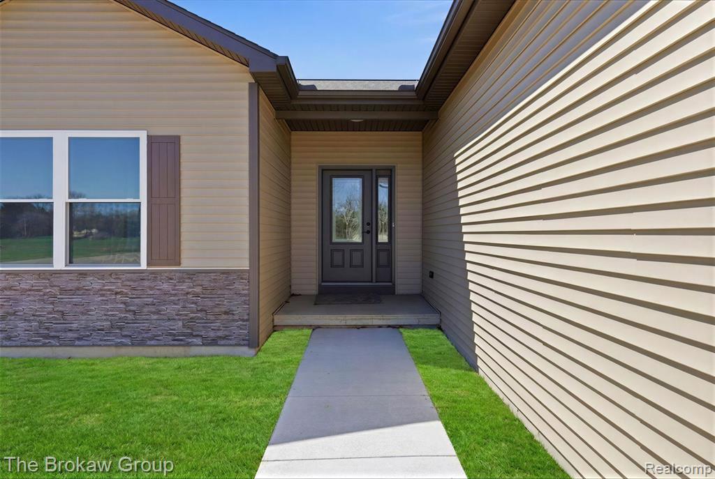3365 Meadowridge Court, Davison, MI 48423 — Photo 3