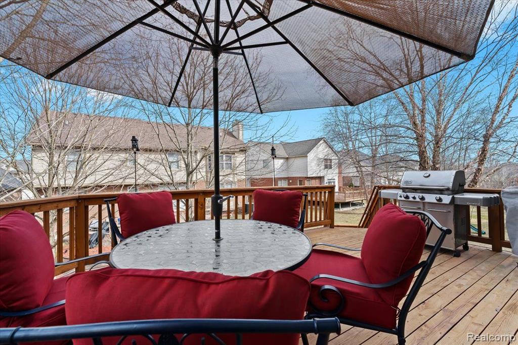 17020 CARRIAGE Way, Northville, MI 48168 — Photo 47