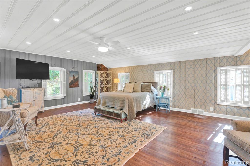 950 W LINCOLN Street, Birmingham, MI 48009 — Photo 30