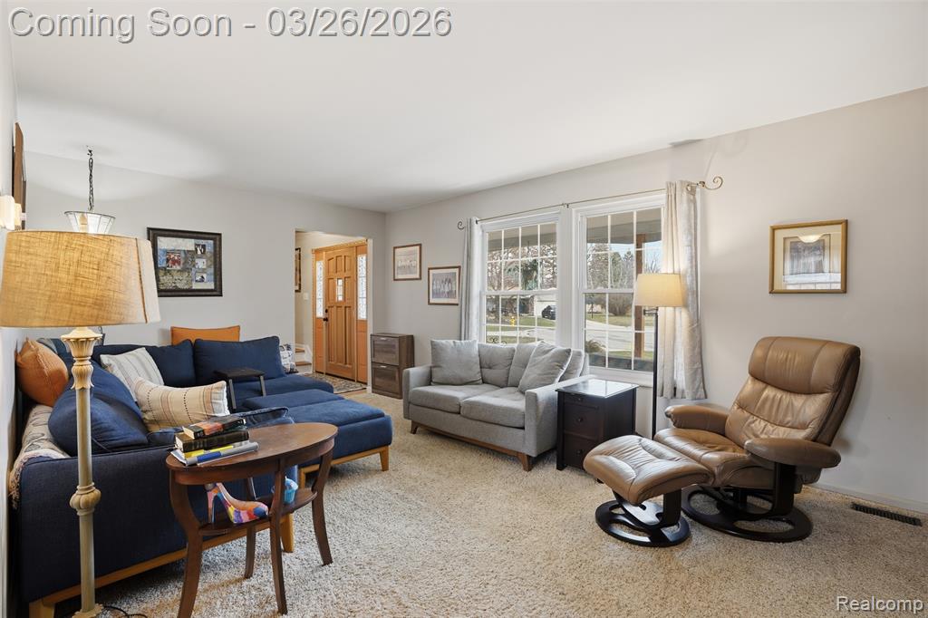 5371 Tuliptree Court, Flint, MI 48532 — Photo 5