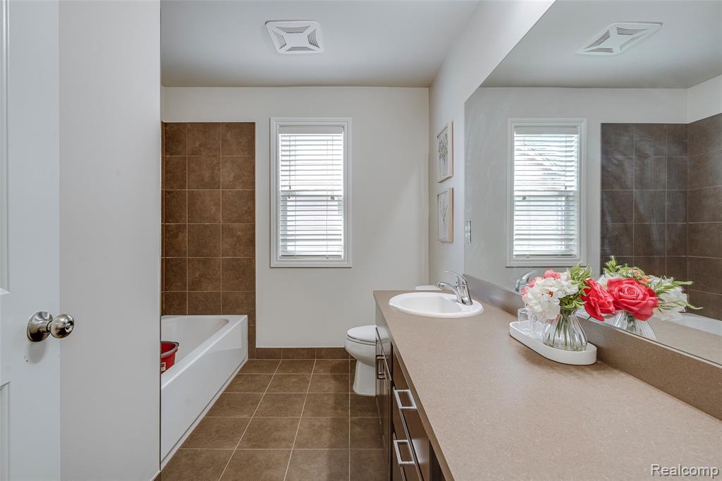 4119 Stonington Drive, Troy, MI 48085 — Photo 53