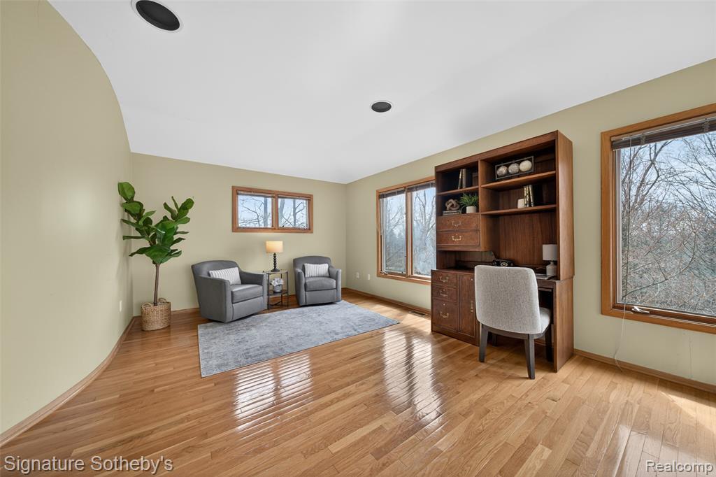 2131 Birchwood Way, Bloomfield Hills, MI 48302 — Photo 30