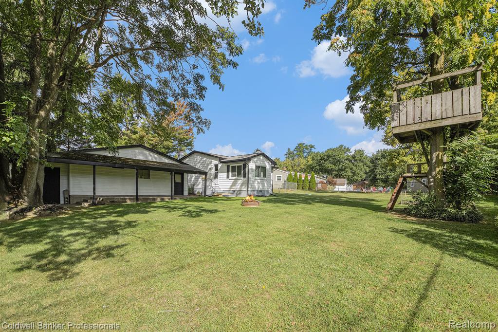 2761 Gorlad Street, Orion, MI — Photo 22