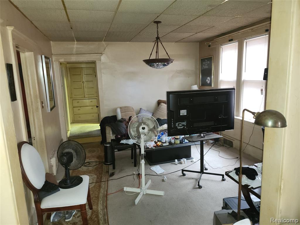 585 Owen Street, Detroit, MI 48202 — Photo 26