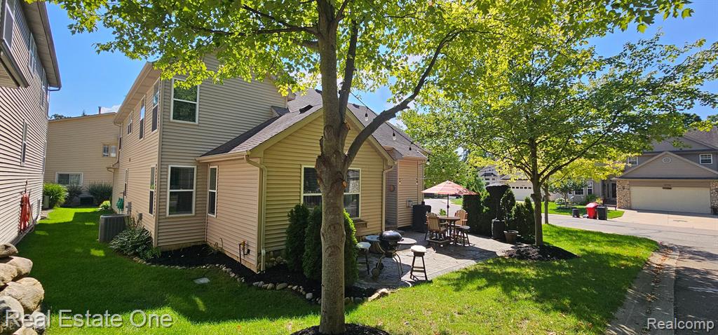 791 Milford Glen Court, Milford, MI 48381 — Photo 38