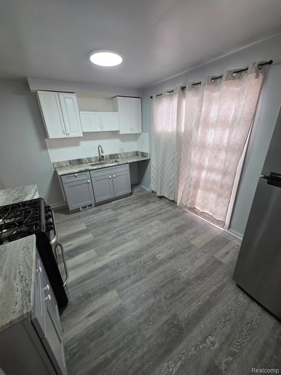 6339 Warwick Street, Detroit, MI 48228 — Photo 11