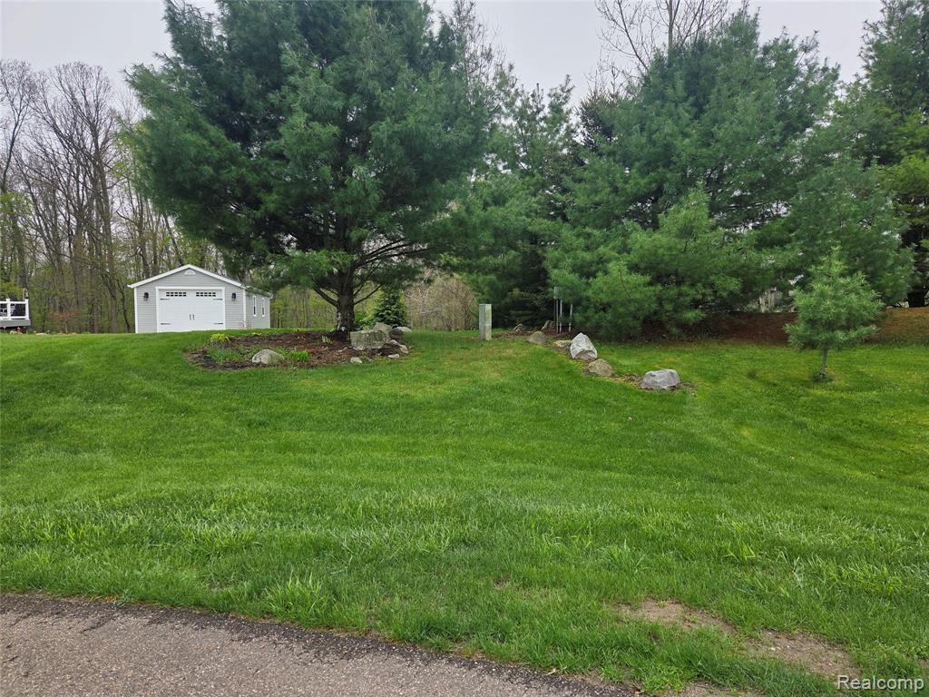 4325 Kellie Court, Howell, MI 48855 — Photo 38
