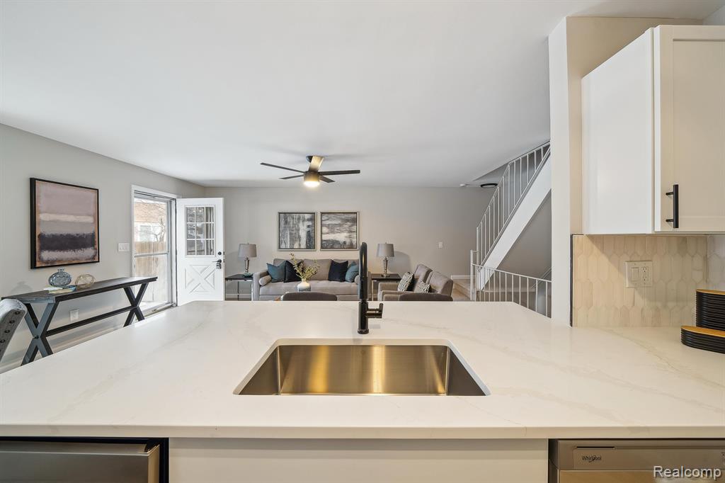 23667 STONEHENGE Boulevard, Novi, MI — Photo 12