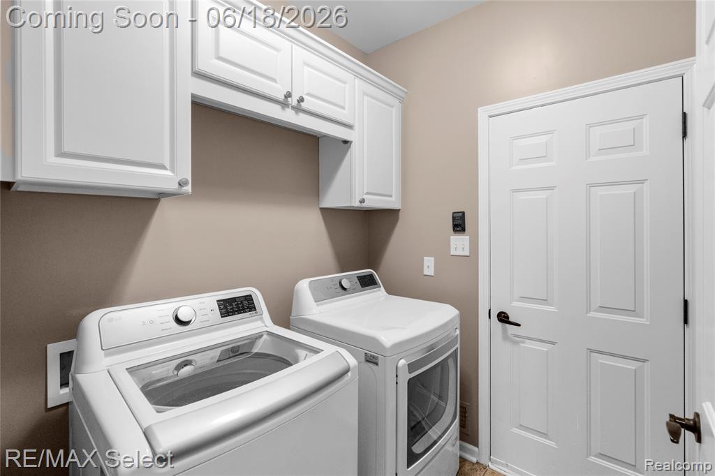4135 Maplewood Meadows Avenue, Grand Blanc, MI 48439 — Photo 23