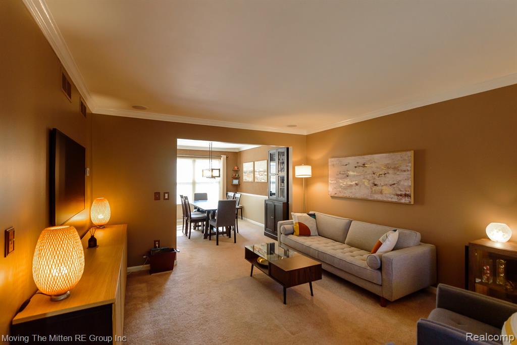 9501 Madison Drive, Belleville, MI 48111 — Photo 4