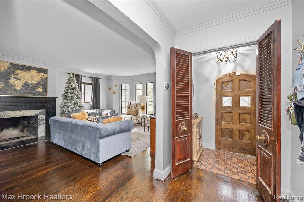20096 Shrewsbury Road, Detroit, MI 48221 — Photo 9