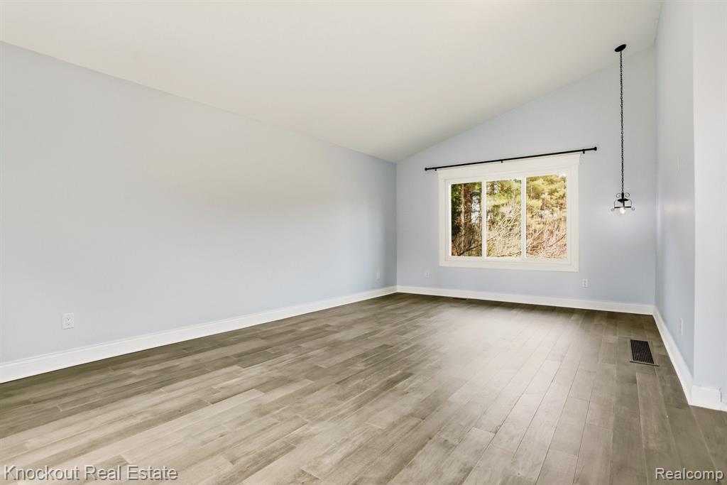 9239 Lange Road, Birch Run, MI 48415 — Photo 31