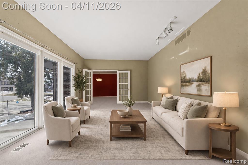 4033 E Hanover Court, West Bloomfield, MI 48323 — Photo 4