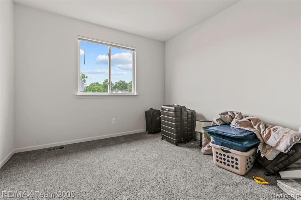 9019 Elbert Drive, Romulus, MI 48174 — Photo 21