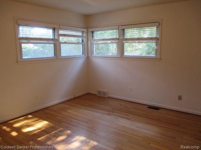 554 Merritt Lane, Birmingham, MI 48009 — Photo 14