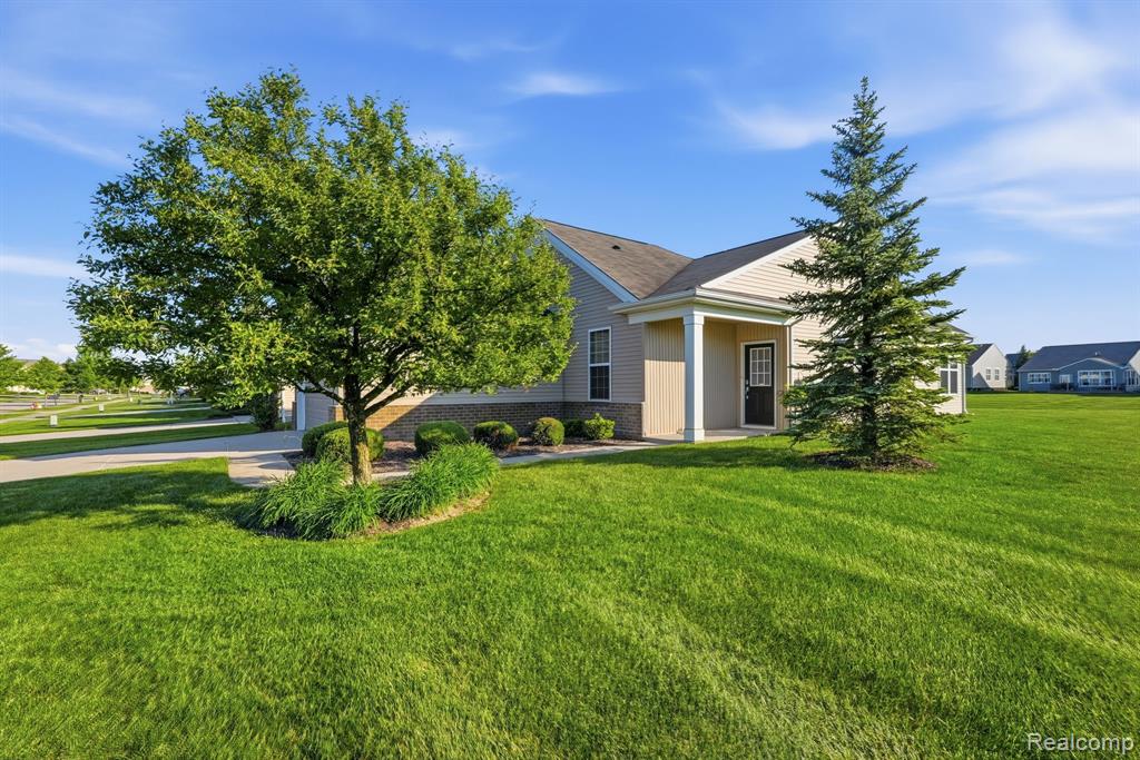 9370 Sand Hill Drive, Grand Blanc, MI 48439 — Photo 4