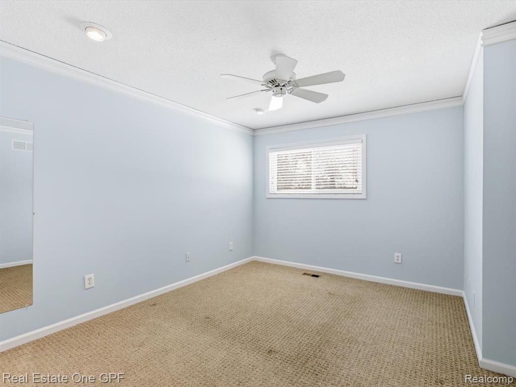 1715 River Road, 22, St. Clair, MI 48079 — Photo 37
