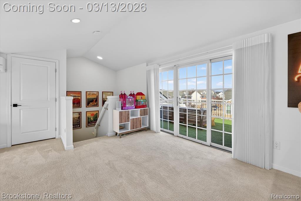 2721 S Spurway Drive, Ann Arbor, MI 48105 — Photo 37