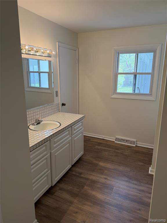 6924 Lynn Ann Drive, Hudsonville, MI 49426 — Photo 30