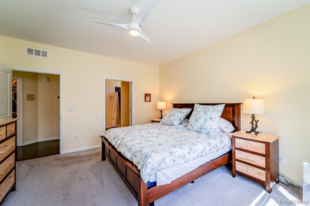24279 Walloon Way, Flat Rock, MI 48134 — Photo 21
