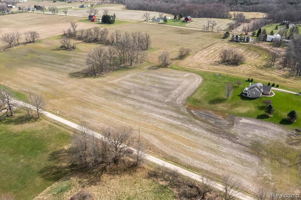 L Schrepfer Road, Howell, MI 48855 — Photo 2