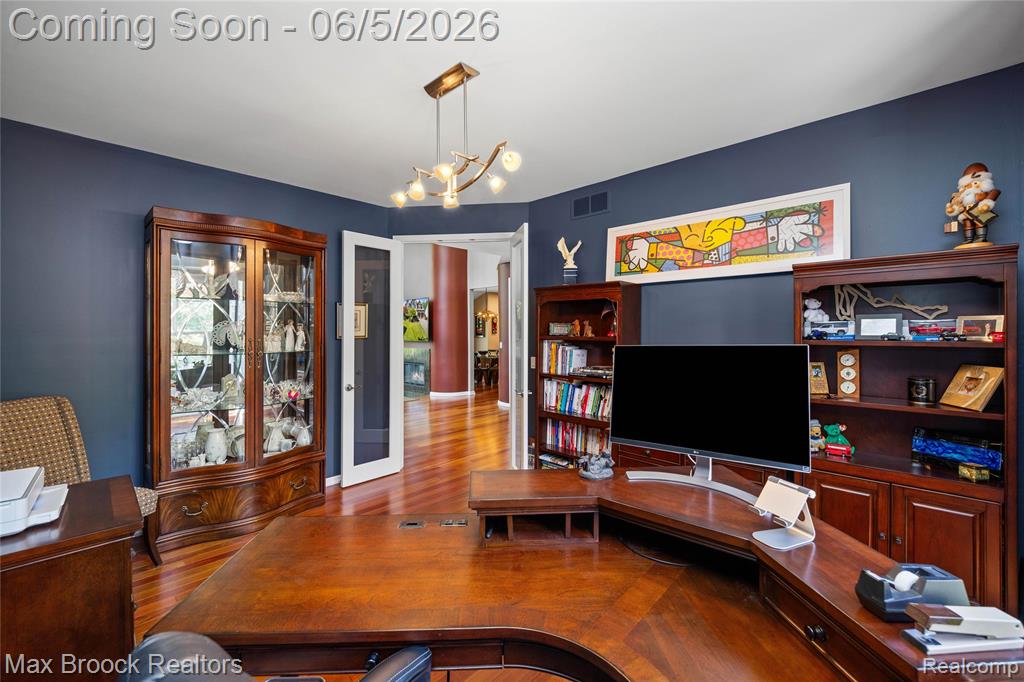 6294 Lindsay Court, West Bloomfield, MI 48324 — Photo 33