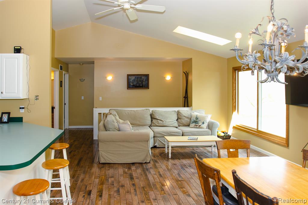 4220 HAPPY HOLLOW Lane, Howell, MI 48855 — Photo 4