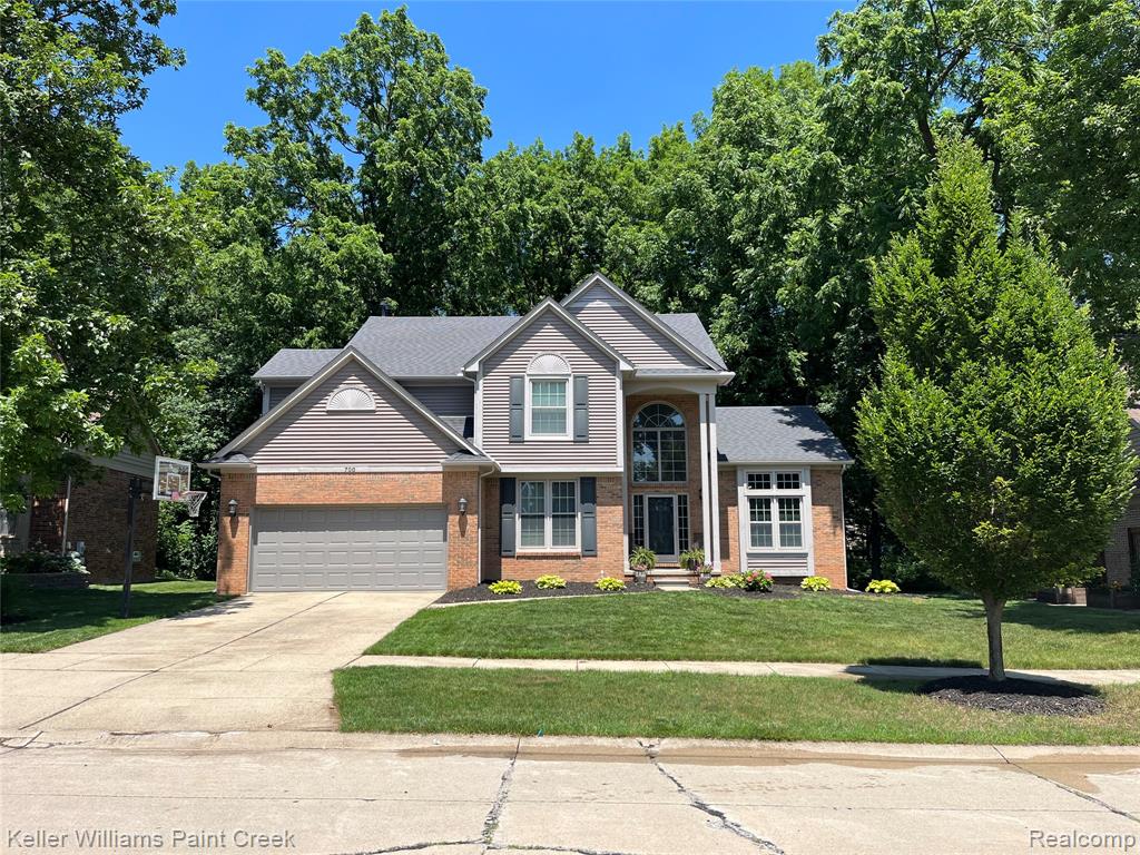 700 Woodfield Way, Rochester Hills, MI 48307 — front exterior