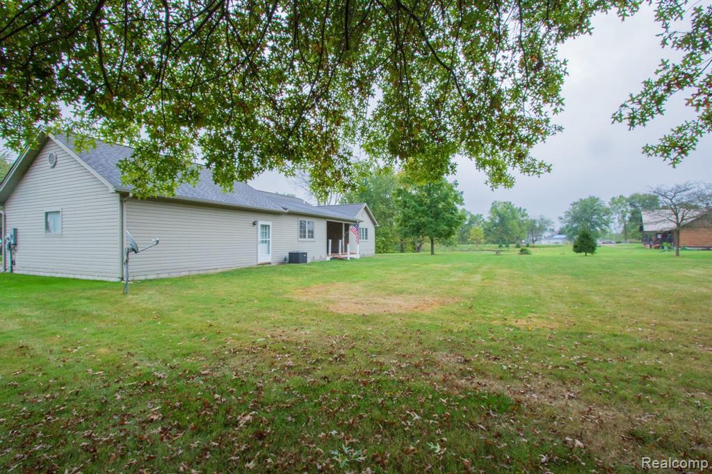 5112 BRYSON Lane, East China, MI — Photo 34