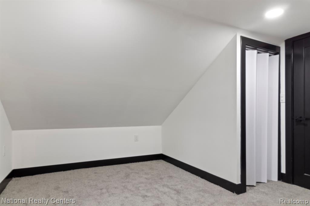 19178 SHERWOOD Street, Detroit, MI 48234 — Photo 20