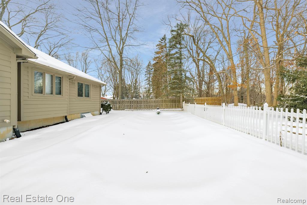 6540 NADETTE, Clarkston, MI — Photo 45