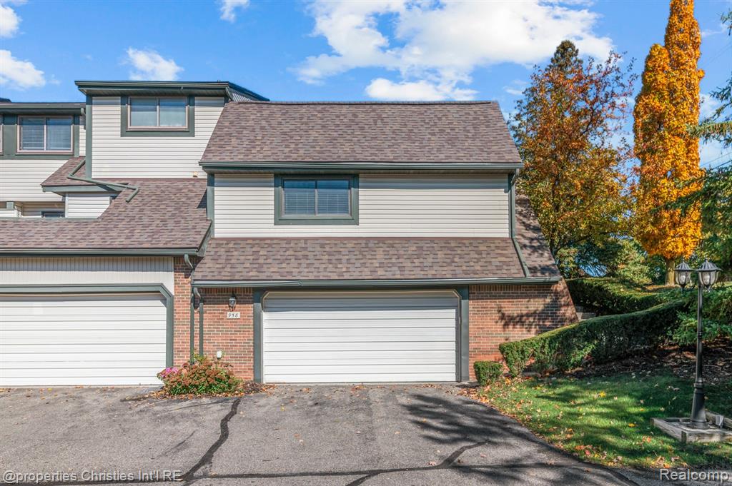 958 New Haven Court, Northville, MI 48167 — Photo 25