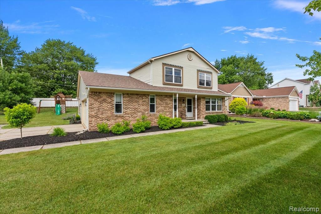 45071 Yorkshire Drive, Novi, MI — Photo 41