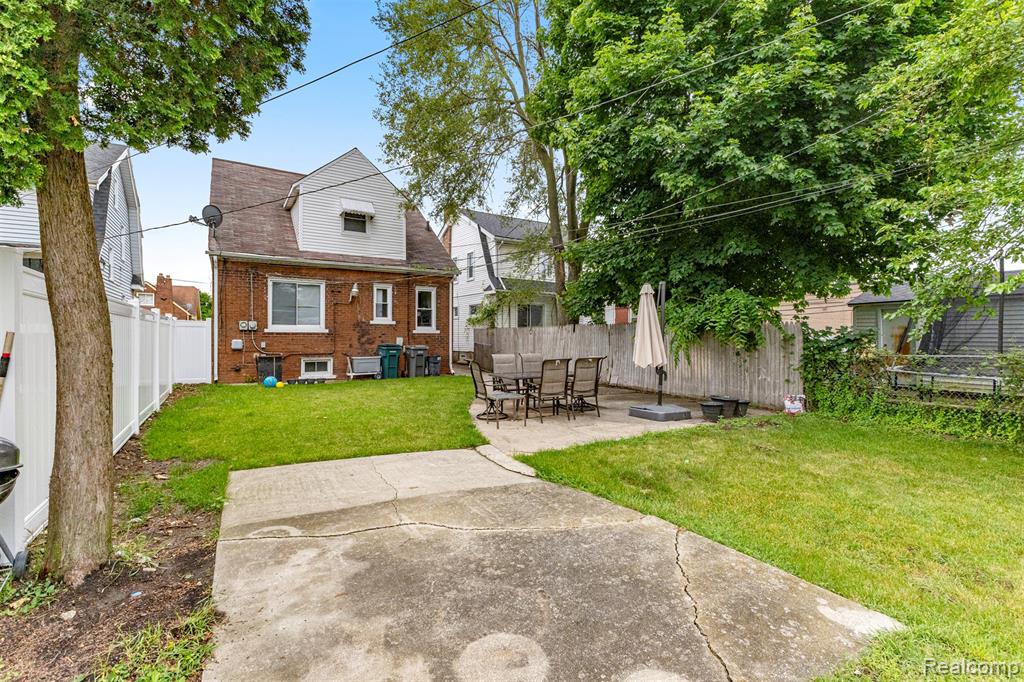 7914 WISCONSIN Street, Dearborn, MI 48126 — Photo 33