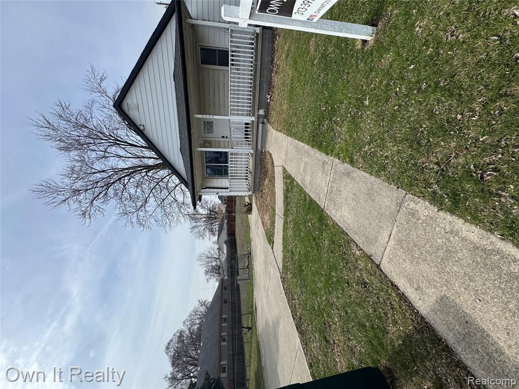 6004 Monroe Boulevard, Taylor, MI 48180 — Photo 2