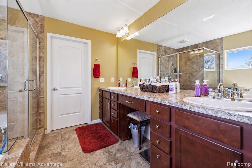 51146 UPLAND VIEW Street, Canton, MI 48188 — Photo 24