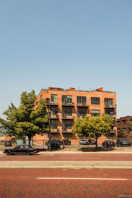 2003 Brooklyn Street, 412, Detroit, MI 48226