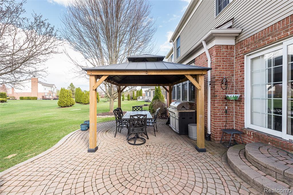 48880 Central Park Drive, Canton, MI 48188 — Photo 36