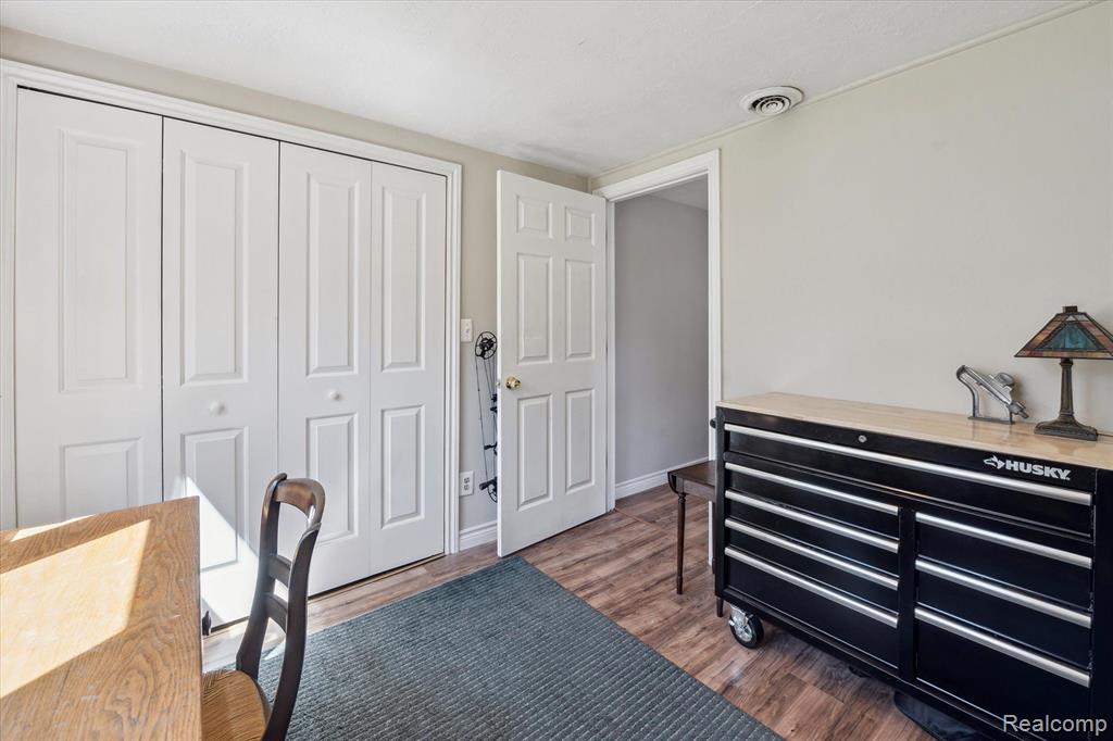 7847 HERBST Road, Brighton, MI 48114 — Photo 21